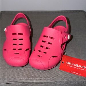 Okabashi Kids Hot Pink Clog with Heel Strap NEW w Tags